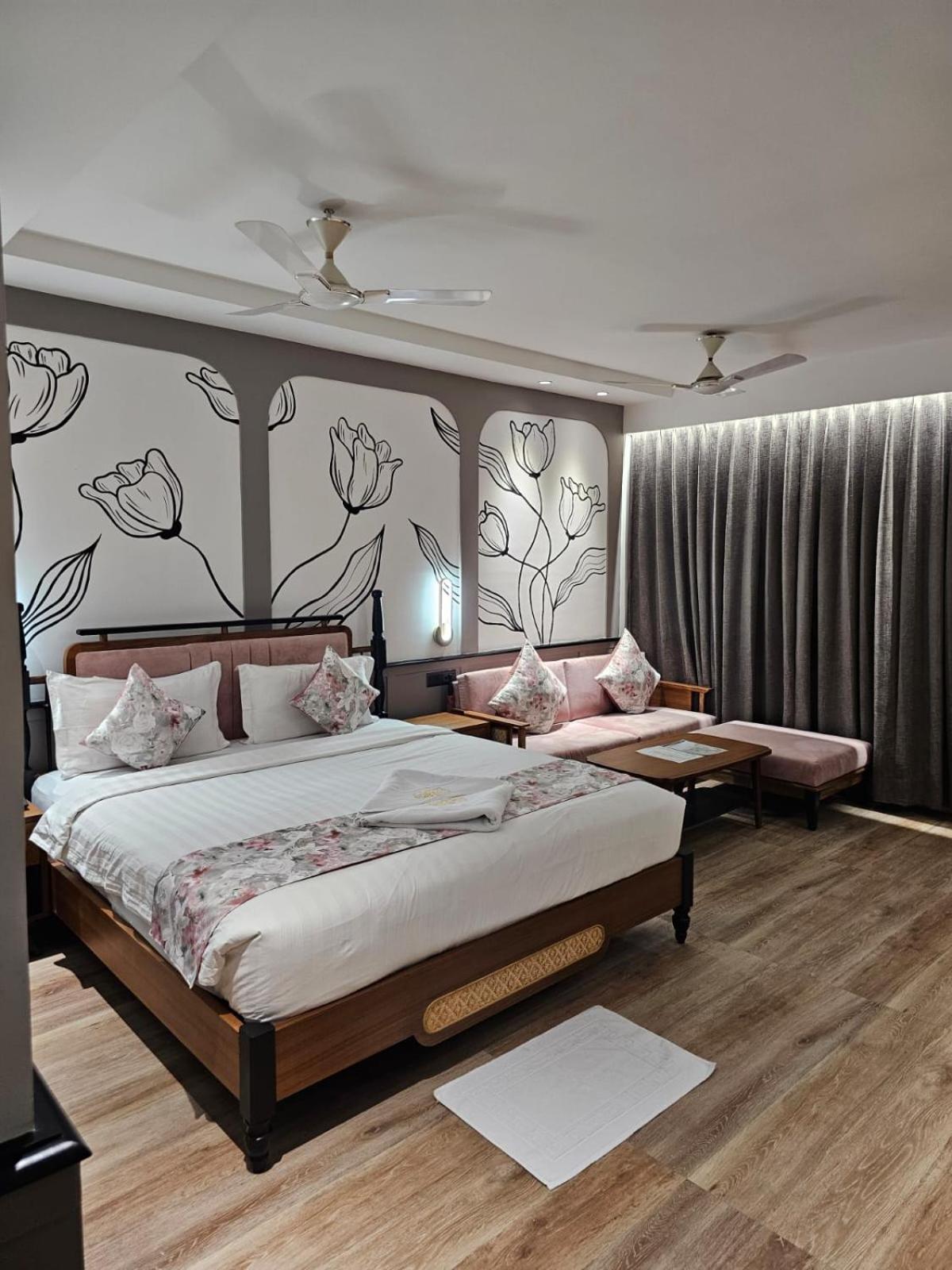 Sonar Bangla Kolaghat सहारा 4*